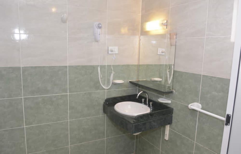 Hotel Altos Del Iguazu Puerto Iguazú Esterno foto